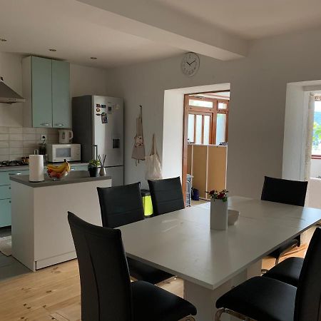 Stonehouse Vis Apartment Ngoại thất bức ảnh